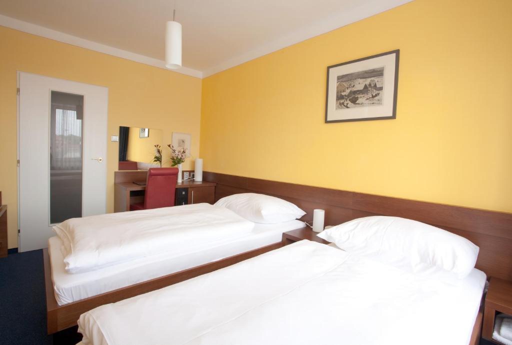 Hotel Zlata Hvezda Litomysl Ruang foto