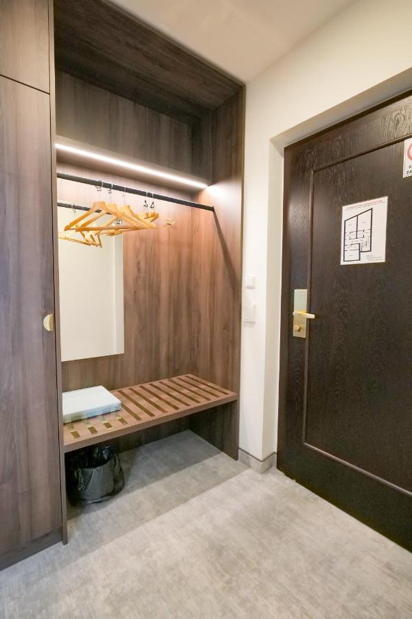 Hotel Zlata Hvezda Litomysl Bagian luar foto