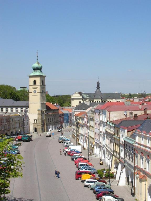 Hotel Zlata Hvezda Litomysl Bagian luar foto